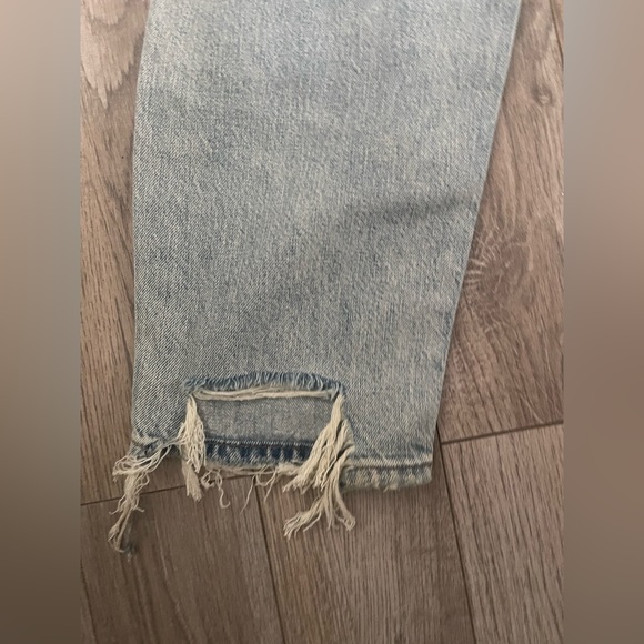 American Eagle distressed mom jeans - Picture 2 of 6